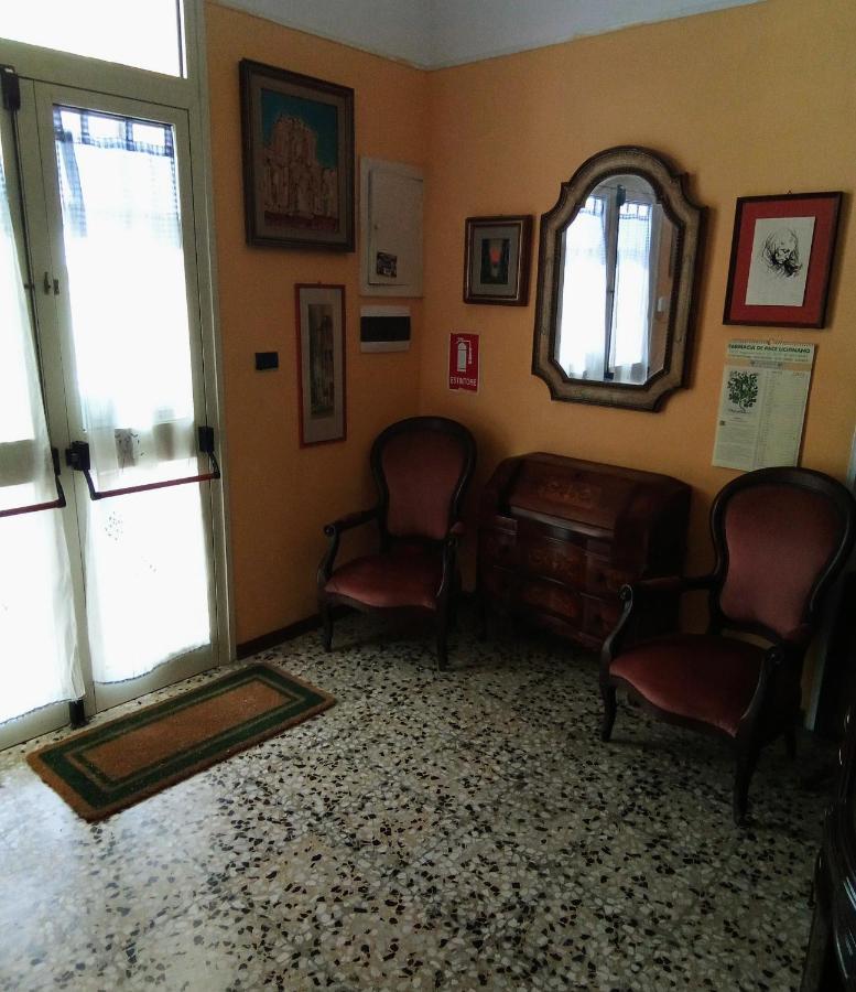 B&B Fenice Barocca Lecce Extérieur photo
